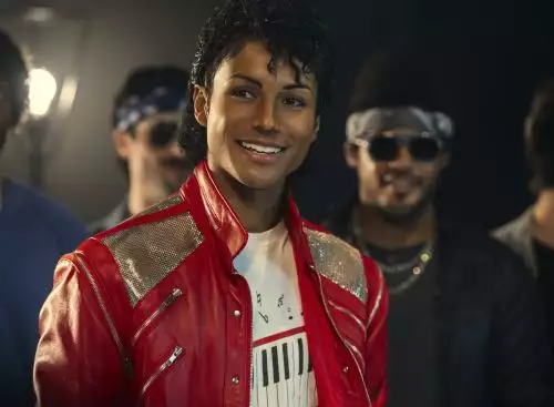 Michael_134189990270475770_big-cine_deskt.webp