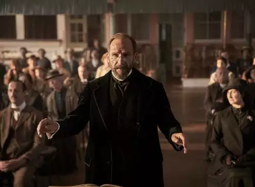 Choral_134261624157062078_big-cine_deskt.webp