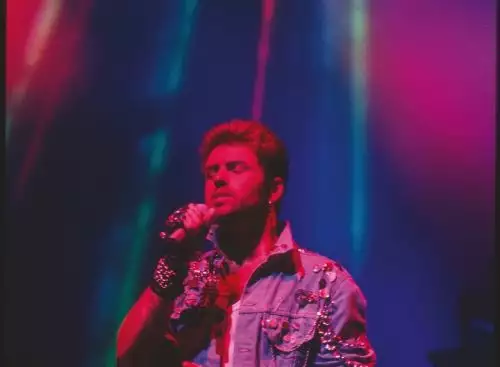 GeorgeMichaelTheFaithTour_134357026499454883_big-cine_deskt.webp